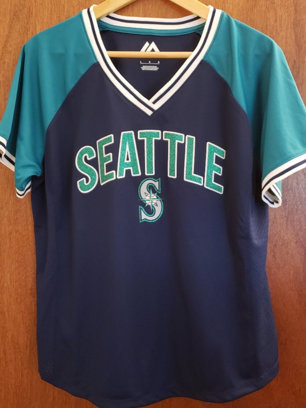 Majestic Womens Seattle Mariners V-Neck Shirt Size Large